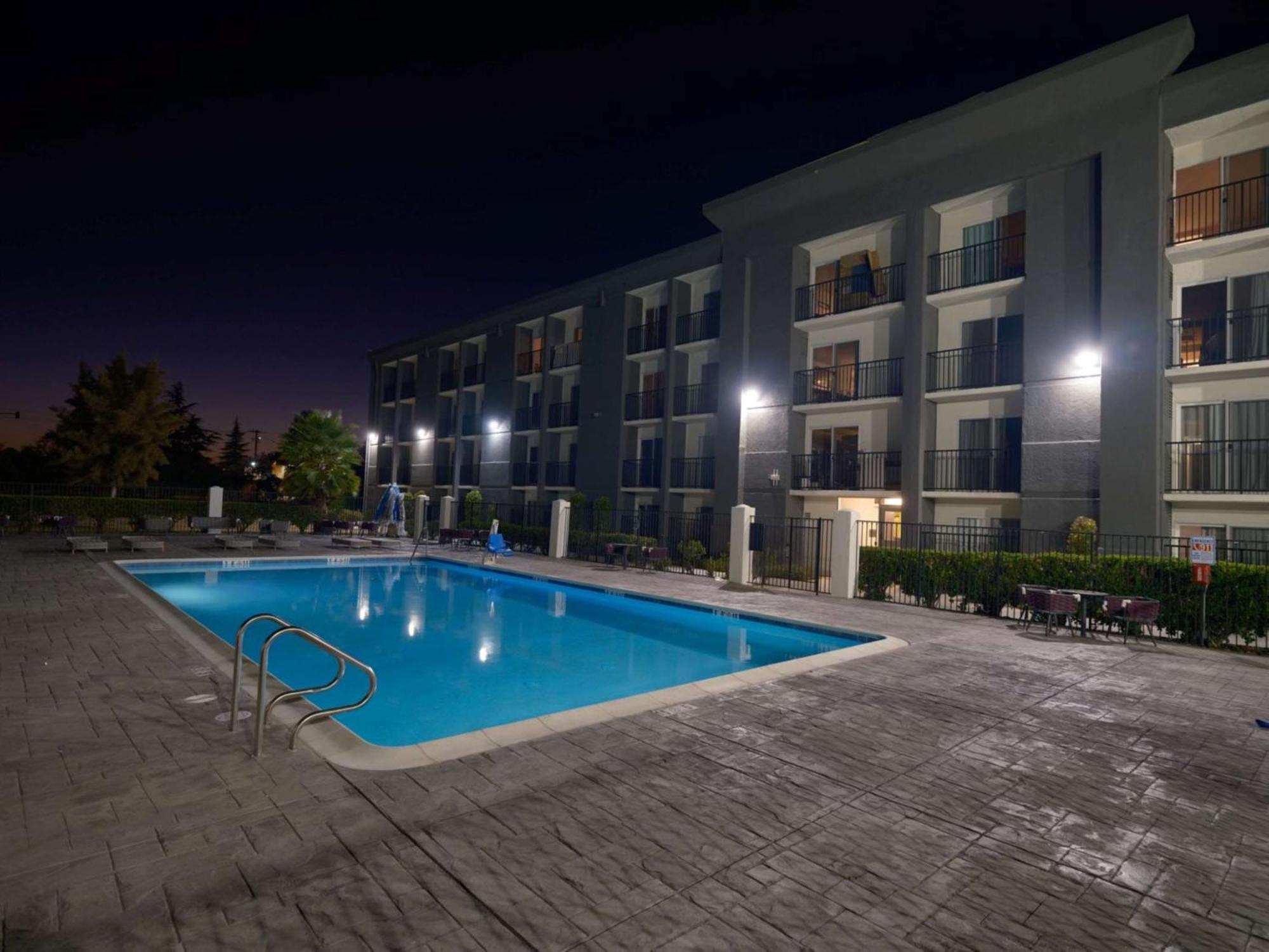 Doubletree By Hilton Livermore, Ca Extérieur photo
